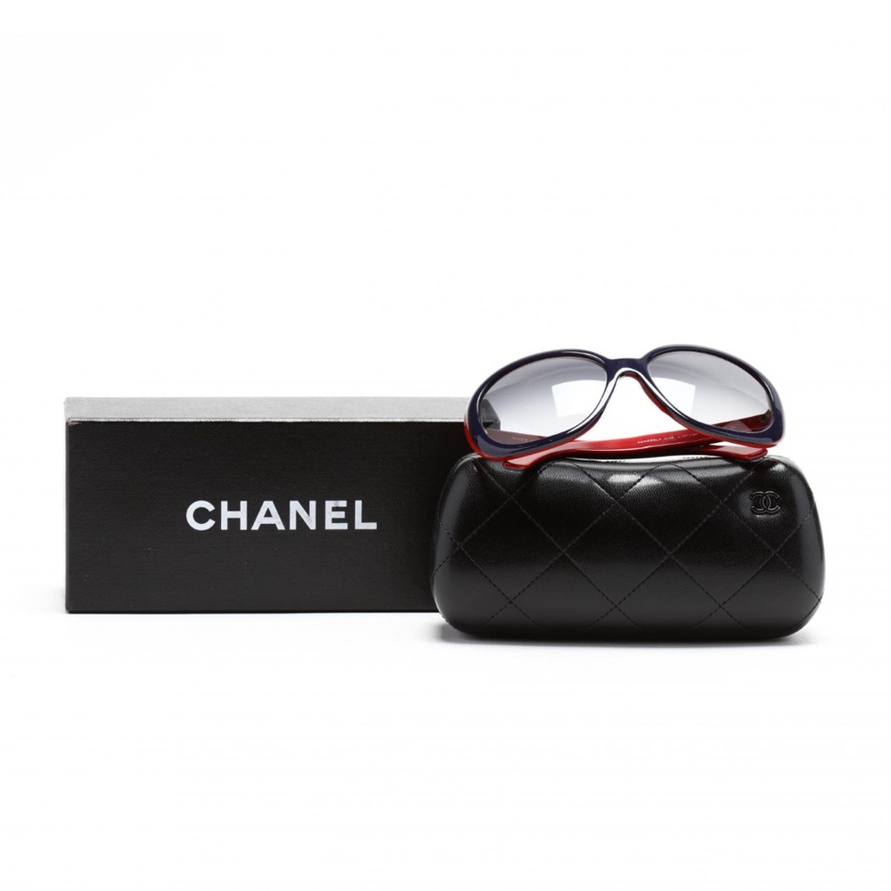 Authentic Chanel Rainbow Oversized Sunglasses Lik… - image 2